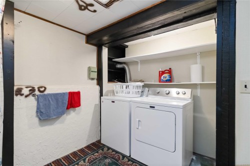 5447 Fowler Rd, Saanich, BC 