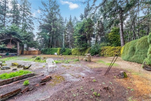 5447 Fowler Rd, Saanich, BC 