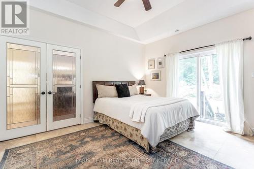 193 Gilwood Park Drive, Penetanguishene, ON - Indoor Photo Showing Bedroom
