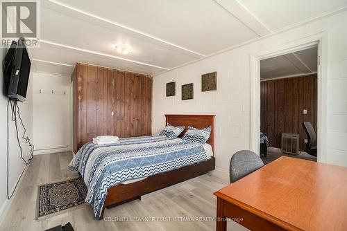 9628 Hwy 509, North Frontenac (Frontenac North), ON - Indoor Photo Showing Bedroom