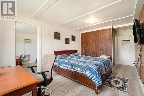 9628 Hwy 509, North Frontenac (Frontenac North), ON - Indoor Photo Showing Bedroom