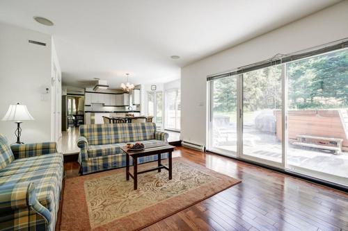 Family room - 189 Ch. Wheeler, Mont-Tremblant, QC - Indoor Photo Showing Living Room