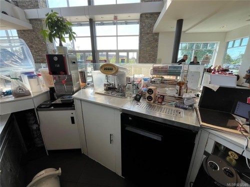 F25-1644 Hillside Ave, Victoria, BC 