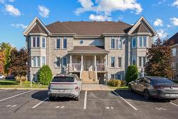 2160 Rue Marianne-Baby  Chambly, QC J3L 0A3