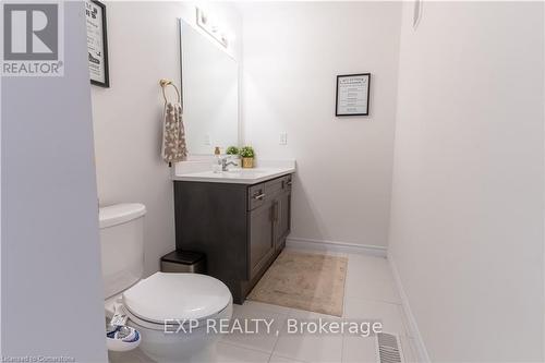 20B - 85 Mullin Drive, Guelph, ON - Indoor Photo Showing Bathroom