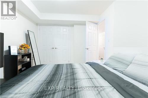 20B - 85 Mullin Drive, Guelph, ON - Indoor Photo Showing Bedroom