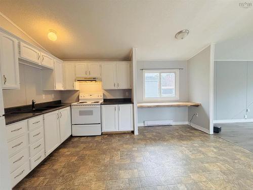 12 Joshua Street, Enfield, NS 