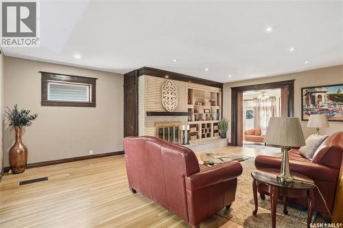 2807 Assiniboine Avenue, Regina, SK - Indoor