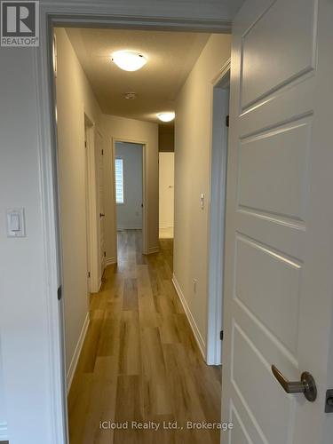 4 Vinewood Crescent, Barrie, ON - Indoor Photo Showing Other Room