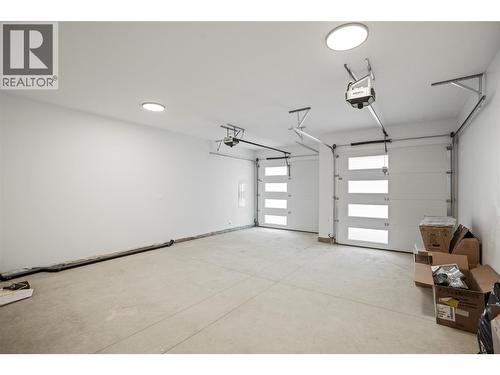 8948 Tavistock Road, Vernon, BC - Indoor Photo Showing Garage