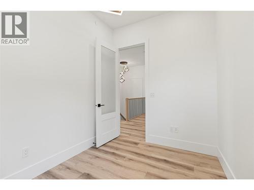 8948 Tavistock Road, Vernon, BC - Indoor Photo Showing Other Room