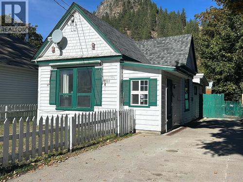 357 75th Avenue  Grand Forks, BC V0H 1H0