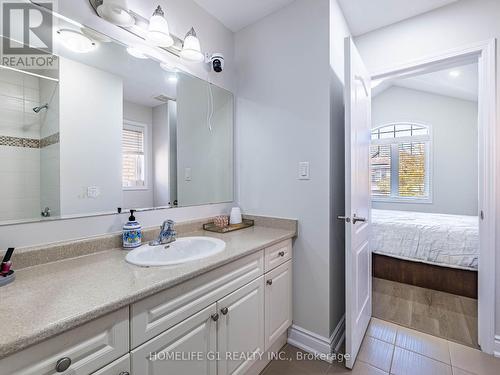 8 Locomotive Crescent, Brampton, ON - Indoor Photo Showing Bathroom