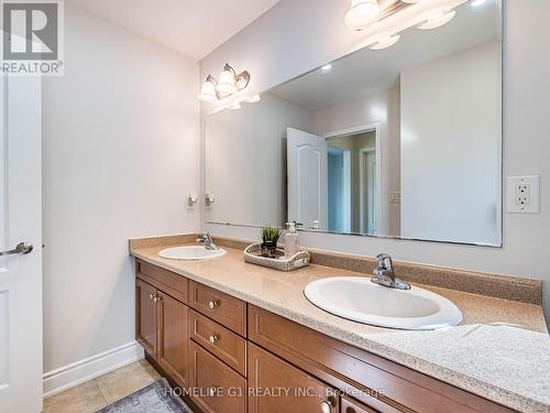 8 Locomotive Crescent, Brampton, ON - Indoor Photo Showing Bathroom