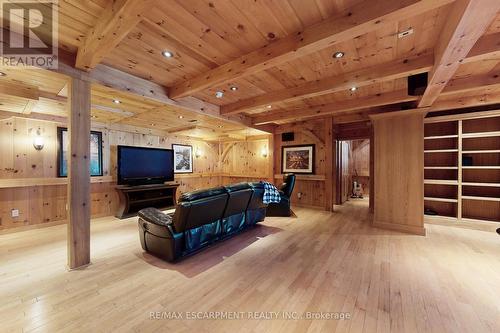 485 Concession 5 Road E, Hamilton, ON - Indoor Photo Showing Other Room