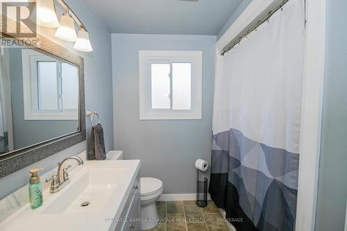 42 Newleaf Crescent, Welland (N. Welland), ON - Indoor Photo Showing Bathroom