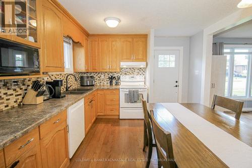 42 Newleaf Crescent, Welland (N. Welland), ON - Indoor Photo Showing Kitchen With Double Sink