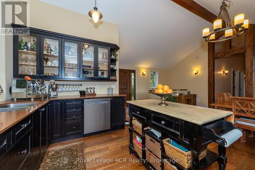 360458 Road 160, Grey Highlands, ON - Indoor Photo Showing Kitchen
