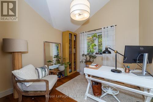 360458 Road 160, Grey Highlands, ON - Indoor Photo Showing Other Room