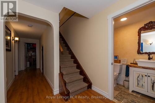 360458 Road 160, Grey Highlands, ON - Indoor Photo Showing Other Room