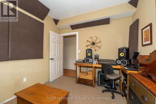 360458 Road 160, Grey Highlands, ON - Indoor Photo Showing Office