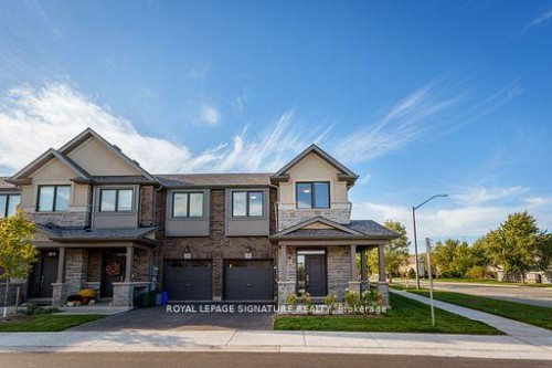 1-2184 Postmaster Drive W Oakville, ON L6M 3X1