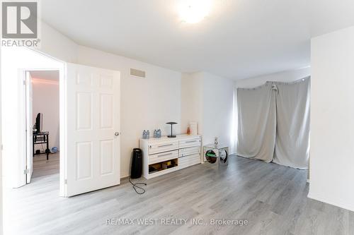 301 Freure Drive, Cambridge, ON - Indoor