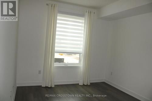 408 - 6 Spice Way, Barrie, ON - Indoor Photo Showing Other Room