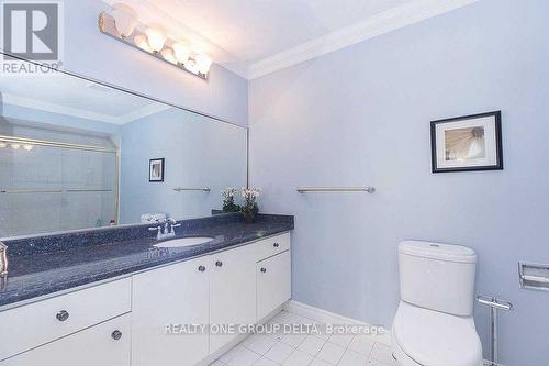1918 Royal Credit Boulevard, Mississauga, ON - Indoor Photo Showing Bathroom