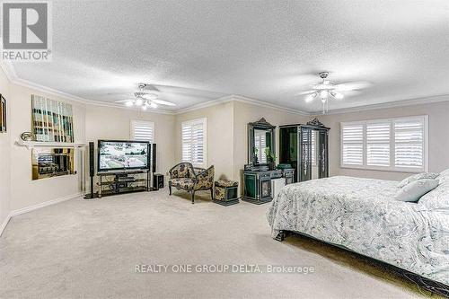 1918 Royal Credit Boulevard, Mississauga, ON - Indoor Photo Showing Bedroom
