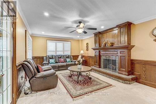 1918 Royal Credit Boulevard, Mississauga, ON - Indoor Photo Showing Living Room With Fireplace