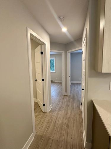 Hall - 103-70 Rue Natura, Bromont, QC - Indoor Photo Showing Other Room