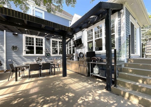Terrasse - 10 Rue De L'Aqueduc, Saint-Alphonse-Rodriguez, QC - Outdoor