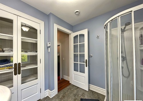 Salle de bains - 10 Rue De L'Aqueduc, Saint-Alphonse-Rodriguez, QC - Indoor Photo Showing Other Room