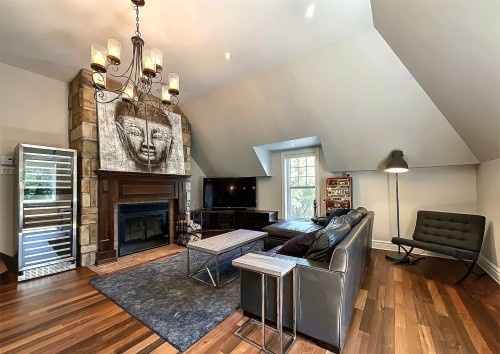 Salle familiale - 10 Rue De L'Aqueduc, Saint-Alphonse-Rodriguez, QC - Indoor Photo Showing Living Room With Fireplace