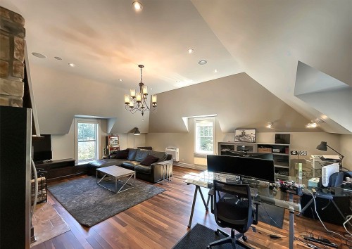 Salle familiale - 10 Rue De L'Aqueduc, Saint-Alphonse-Rodriguez, QC - Indoor
