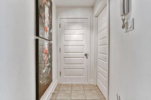 Hall - 2-1017 Rue Des Cerisiers, Saint-Eustache, QC - Indoor Photo Showing Other Room