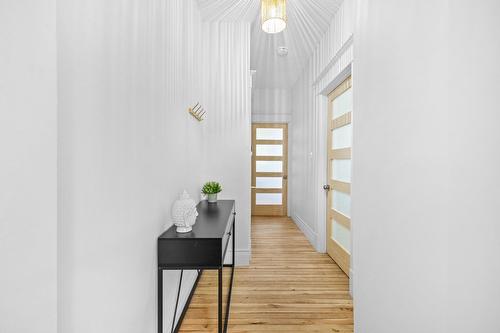 Corridor - A-2187 Rue Gauthier, Montréal (Le Plateau-Mont-Royal), QC - Indoor Photo Showing Other Room