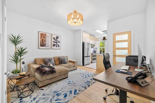 Salon - A-2187 Rue Gauthier, Montréal (Le Plateau-Mont-Royal), QC - Indoor Photo Showing Other Room