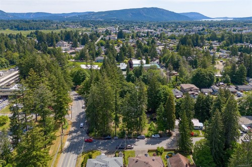 3056 Gibbins Rd, Duncan, BC 