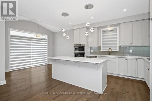 Kitchen - 896 Sendero Way, Ottawa, ON - Indoor Photo Showing Kitchen With Upgraded Kitchen