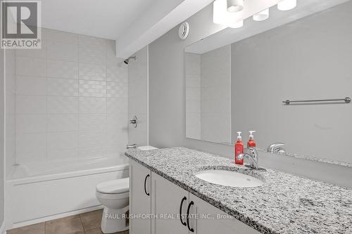 4 Piece Bathroom - 896 Sendero Way, Ottawa, ON - Indoor Photo Showing Bathroom