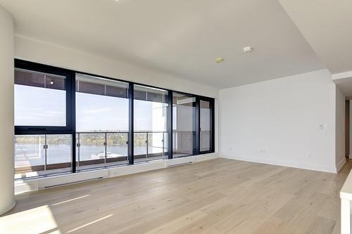 Salon - 1805-1000 Rue André-Prévost, Montréal (Verdun/Île-Des-Soeurs), QC - Indoor Photo Showing Other Room