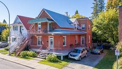 66  - 68 Rue St-Joseph  Sainte-Thérèse, QC J7E 1K7