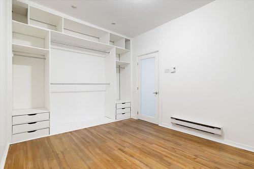 Primary bedroom - 5329 Rue De Bordeaux, Montréal (Le Plateau-Mont-Royal), QC - Indoor Photo Showing Other Room