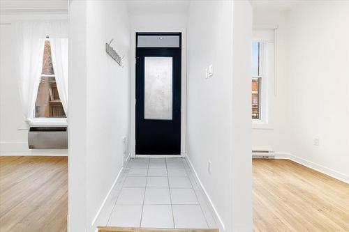 Hall - 5329 Rue De Bordeaux, Montréal (Le Plateau-Mont-Royal), QC - Indoor Photo Showing Other Room