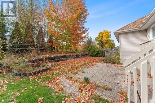 81 Lloydalex Crescent, Ottawa, ON - Outdoor