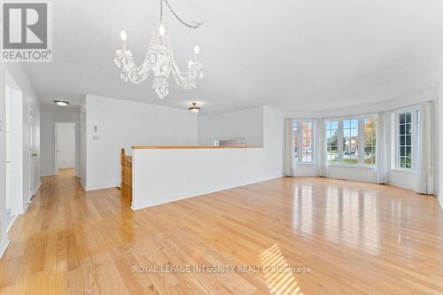 81 Lloydalex Crescent, Ottawa, ON - Indoor Photo Showing Other Room