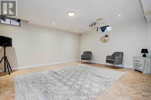 32 Brandon Gate Drive, Vaughan, ON - Indoor