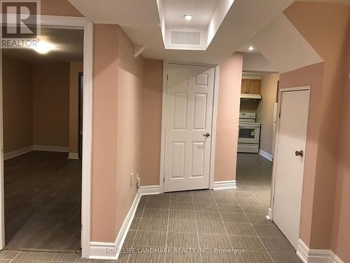 2535 Symington Court, Mississauga, ON - Indoor Photo Showing Other Room